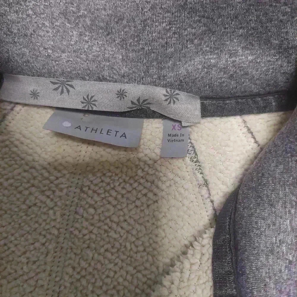 Athleta fuse scuba zip hooded jacket - Picture 3 of 4